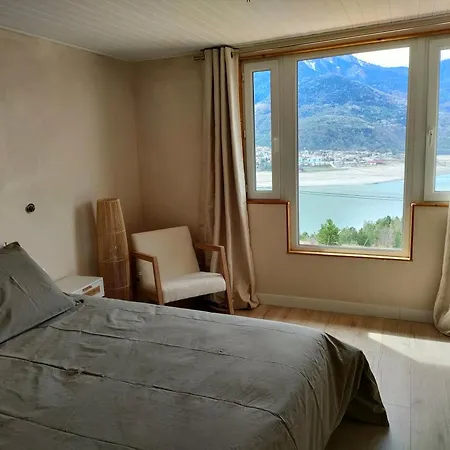 Le Cosy Du Plongeoir - T2 Neuf Avec Vue Sur Le Lac De Serre Poncon Et Grande Terrasse Avec Jardin Savines-le-Lac Zimmer foto